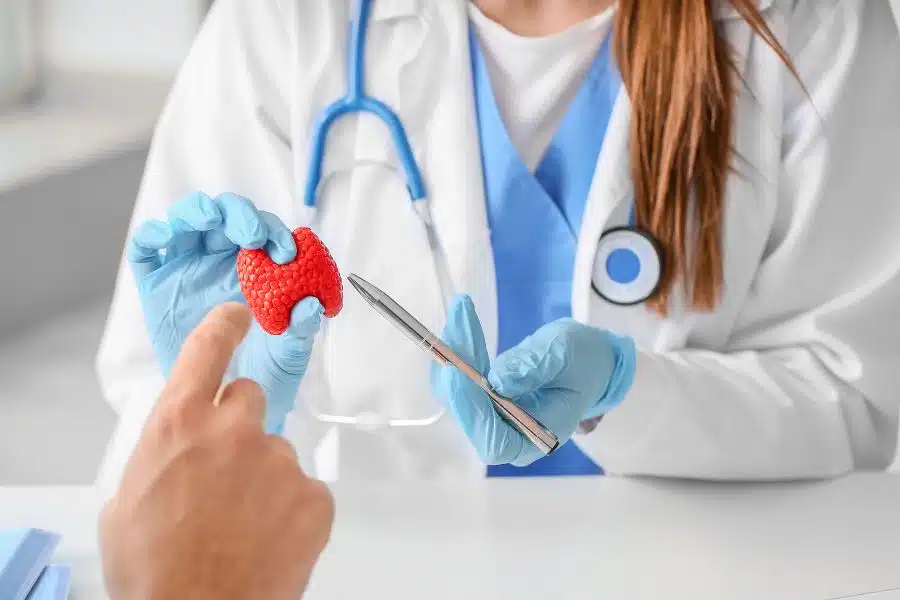 Por que buscar ajuda do endocrinologista para tratar obesidade?